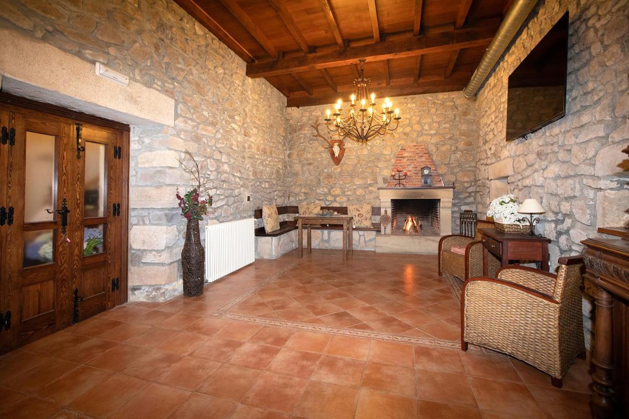 La Casona De Lombrana, En Polaciones Exteriör bild